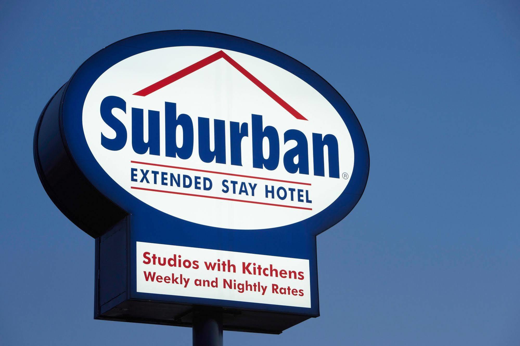 Quality Inn & Suites Estevan Exteriör bild